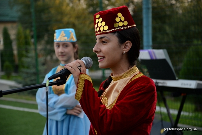 В міжнародному дитячому таборі «Джерела толерантності» - День кримськотатарської культури
