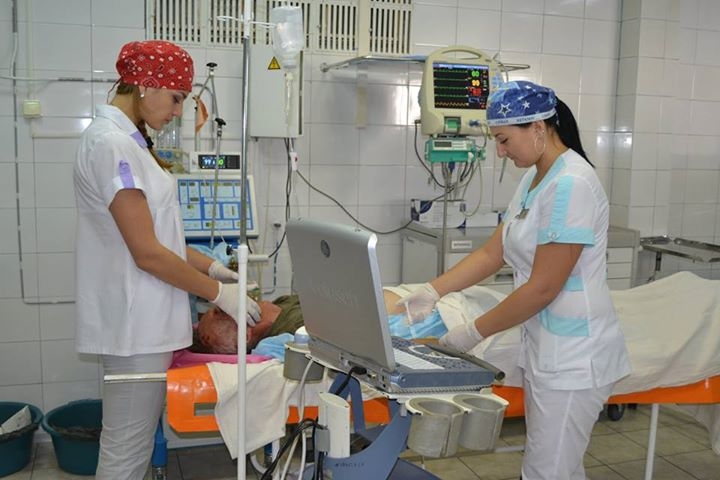 Турция помогает украинским медикам аппаратурой