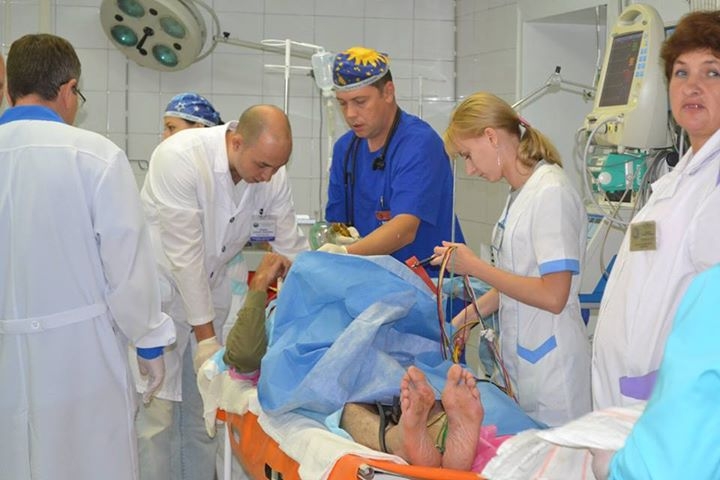 Турция помогает украинским медикам аппаратурой