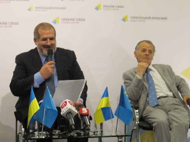 Лідери кримських татар закликали до блокади півострова