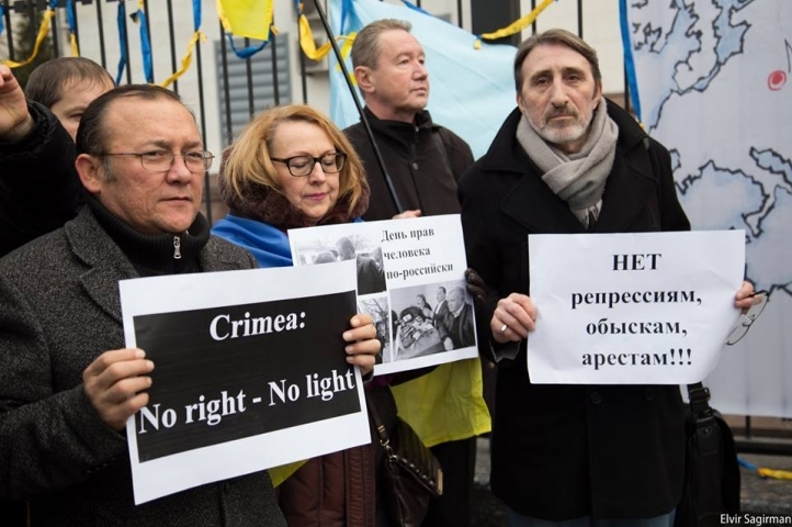 «Пропасть в пропасти»: в Киеве в десятый раз пройдет акция в поддержку похищенных крымчан