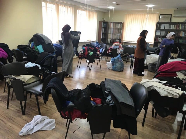 Мусульмани Дніпра передали нужденним одяг у рамках акції «Тепла зима»