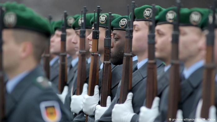 Сейчас в Бундесвере в разных местах насчитывается около 1500 мусульманских солдат.