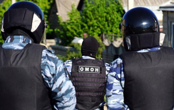 У Криму заарештовані учасники акції пам’яті жертв геноциду кримських татар