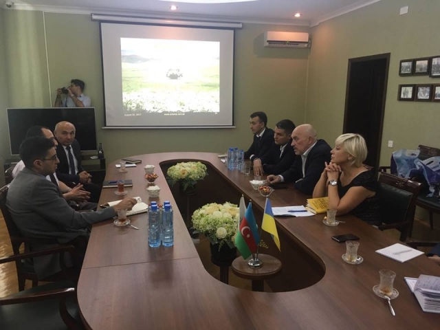 Азербайджан и Украина сотрудничают в решении проблемы вынужденных переселенцев