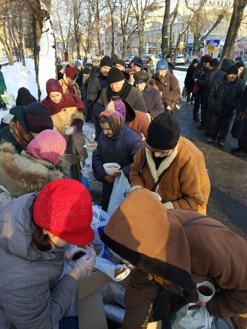 “Help the Homeless” — Muslim Women Input in Kyiv Homeless Relief