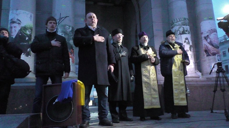 На Майдані Незалежності вшанували пам’ять загиблих донеччан та луганців-захисників України