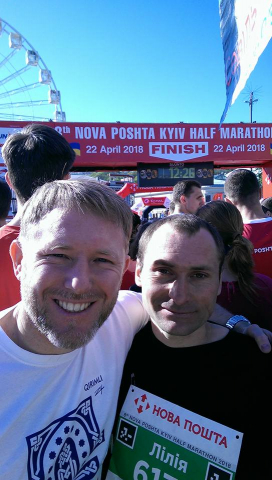 Духовный лидер украинских мусульман принял участие в марафоне ради помощи крымскотатарской девушке Севиль