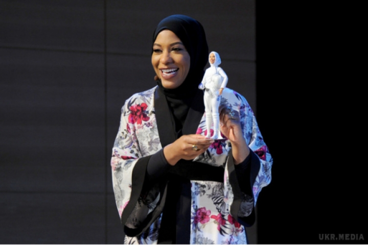 Ляльку вдягли у хіджаб на честь олімпійки Ібтіхадж Мухаммад