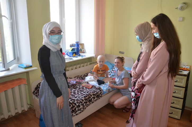 Винницкие мусульмане подарили праздник пациентам  детского онкоотделения