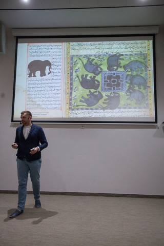 На лекції Романа Назаренка в УКУ «Іслам перед ісламом» яблуку було ніде впасти