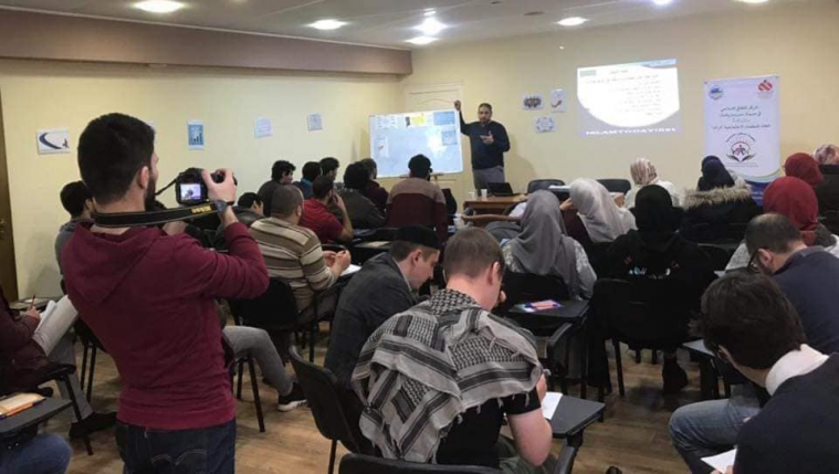 Тренинги для активистов в Исламских культурных центрах - часть постоянной работы