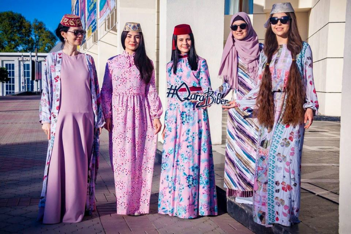 «Qara biber» влаштовує модний показ вбрання в стилі modest fashion