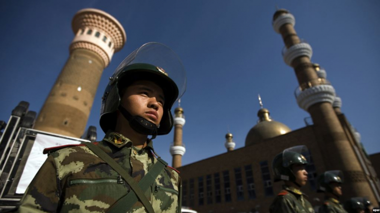 По обвинению в терроризме в Китае за 5 лет арестованы 13 тысяч уйгуров