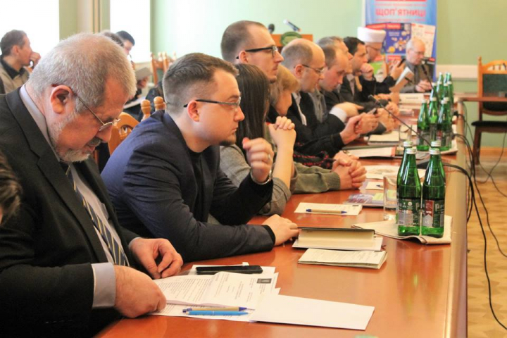 © ️ Дипакадемия Украины: 15.04.2019 г.., Экспертная дискуссия «Народы Российской Федерации: между ассимиляцией и самоопределением»