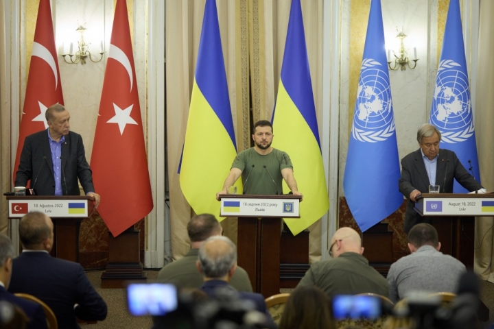 Анкара твердо поддерживает территориальную целостность и суверенитет Украины