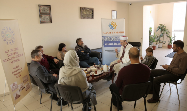 World Interfaith Harmony Week: Ісламський культурний центр і ДУМУ «Умма» приймали гостей  