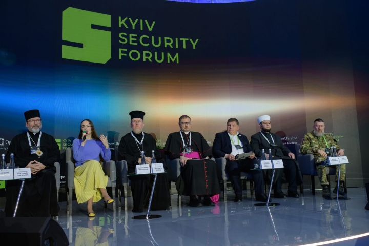 Муфтій Мурат Сулейманов виступив на Київському безпековому форумі 