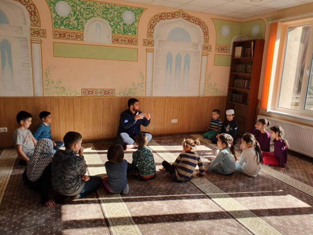 © ️ ИКЦ им. Мухаммада Асада: Детям рассказывают о жизни Пророка и его сподвижников