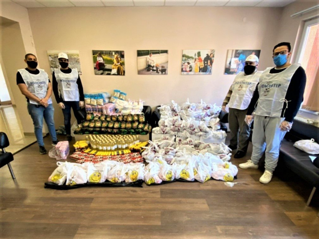 Исламский культурный центр Днепра, кампания «Единое тело»: доставка бесплатной продуктовой помощи нуждающимся