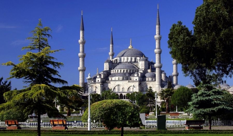 У Туреччині побуває до мільйона туристів з України