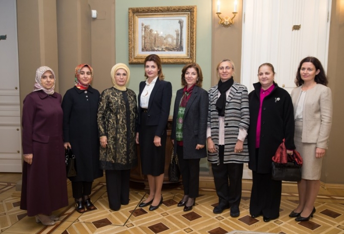Марина Порошенко и Эмине Эрдоган будут поддерживать детей крымских татар-переселенцев