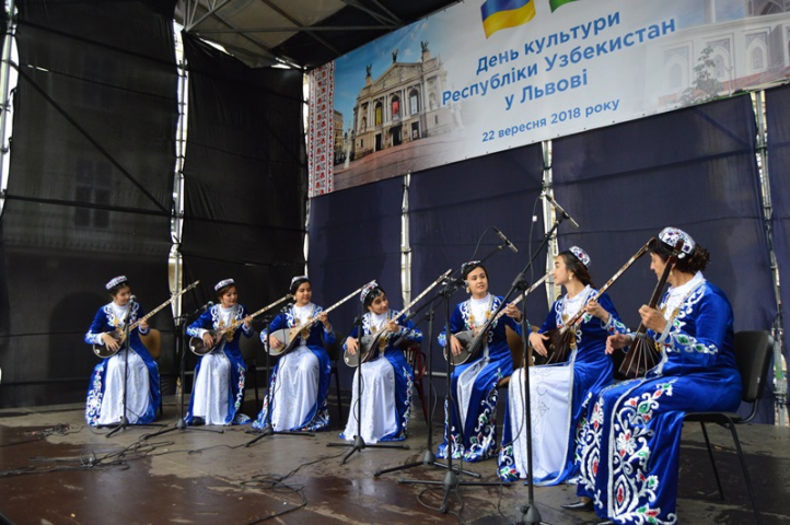 Во Львове отметили День культуры Узбекистана