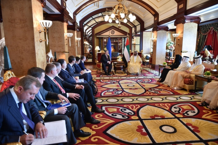 Поддержка крымских татар, углубление сотрудничества, отмена виз — итоги визита Порошенко в ОАЭ