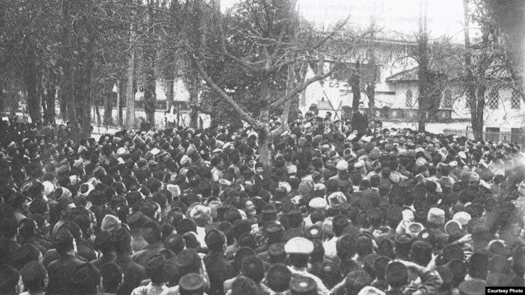 Перший Курултай кримськотатарського народу, листопад 1917 року