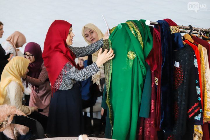 Гостья Дня хиджаба в Запорожье: «Надела его — и почувствовала, как во мне просыпается женственность»