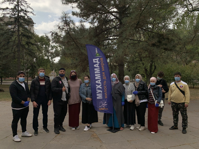 THE LOWER THE TEMPERATURE, THE MORE PEOPLE COME: ZAPORIZHZHIA MUSLIMAHS KEEP FEEDING HOT MEALS TO NEEDY PEOPLE