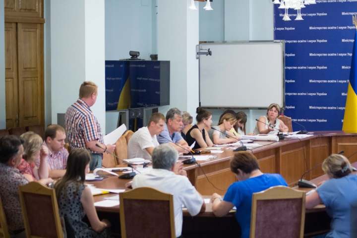 Для выпускников Крыма в украинских вузах предусмотрена квота в размере более 2600 мест