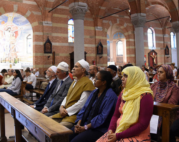 Мусульмане Франции проявили солидарность с католиками