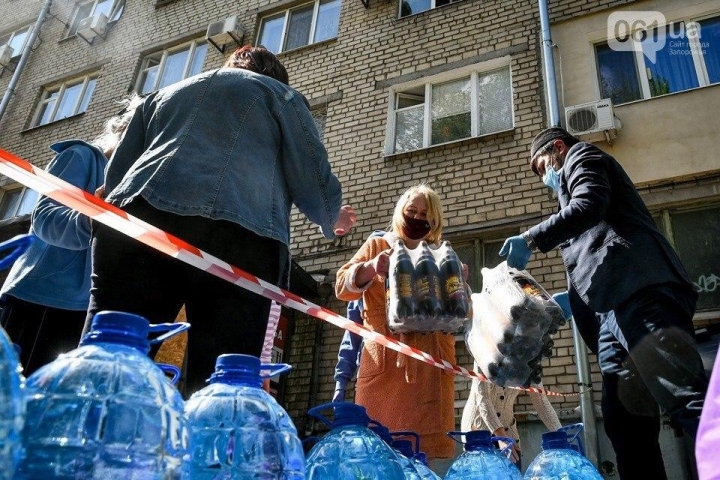 Мусульмане в числе тех, кто оказал помощь жителям закрытого на карантин запорожского общежития