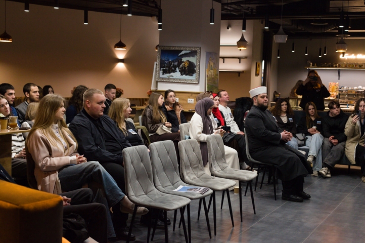 Міжрелігійний форум у Києві об’єднав молодь для діалогу та миру