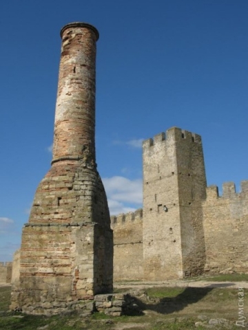 В Аккерманской крепости идут раскопки остатков османской мечети