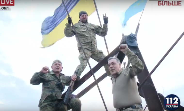  Курбан-байрам на Донеччине отпраздновали установлением крымскотатарского флага на передовой