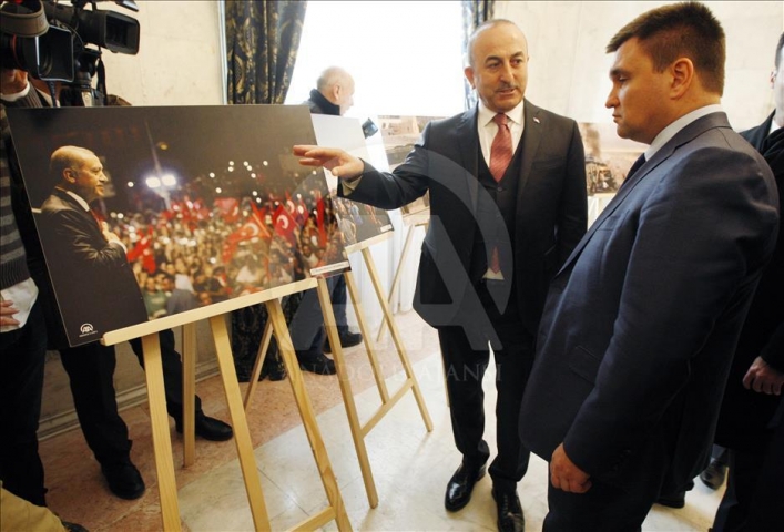 У Києві експонується фотовиставка про події 15 липня в Туреччині