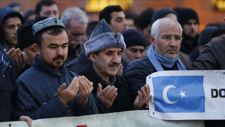  Жители Анкары 22.12.2019 вознесли молитвы за притесняемым в Китае тюрков-уйгуров