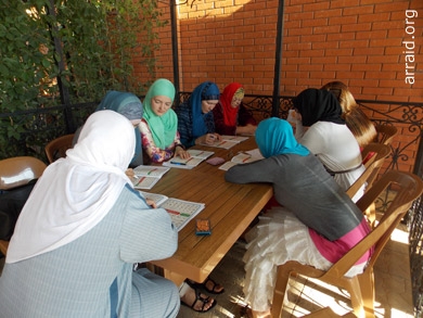 Семінар для жінок у Миколаївці: саудійська онучка кримської татарки принесла світло знань на землю своїх предків