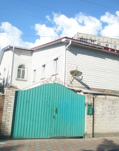 Кішка — це єдина тварина, яку пустять в мечеть на вулиці Матроса Кошки