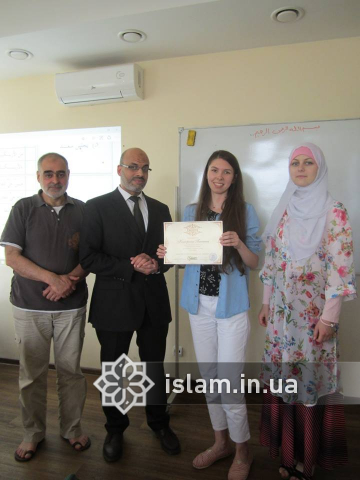 Центр иностранных языков Salam поздравляет своих студентов