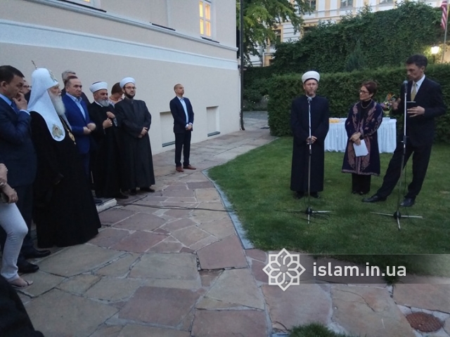 Посол США провела ифтар для представителей мусульманских общин Украины