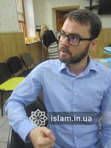 «Мусульмани в екзилі»: турецький дослідник про переміщення послідовників Ісламу та їх інтеграцію в життя країн прибуття