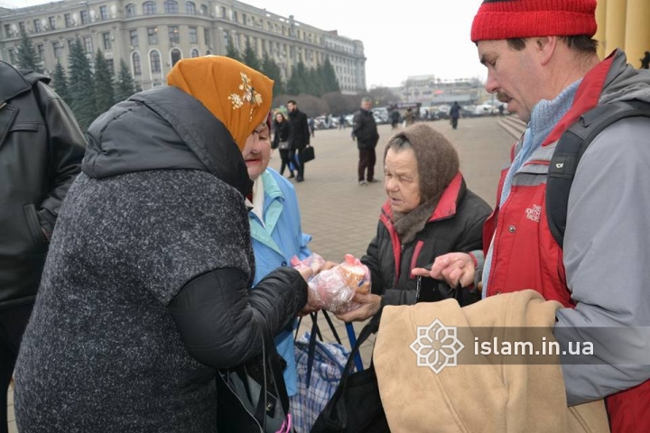  Kharkiv Muslims Warmed the Needy With Hot Meals