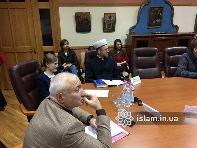 У Львові обговорювали погляд Ісламу та християнства на гідність людини