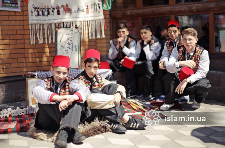 "Dabka" dance, exhibitions and quizzes — Palestinian Culture Day at Kyiv ICC