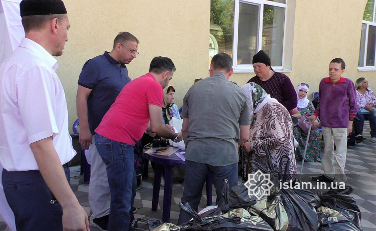 Понад півтори тисячі родин отримають м’ясо на Курбан-байрам в центрах «Альраід»