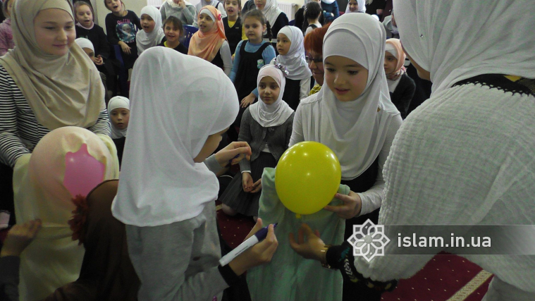 Столичная гимназия «Наше будущее» традиционно отмечает Всемирный день хиджаба интересными мероприятиями