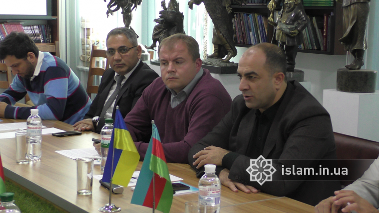 Експерт Держкомітету Азербайджану з роботи з діаспорою провів зустріч у Раді азербайджанців України